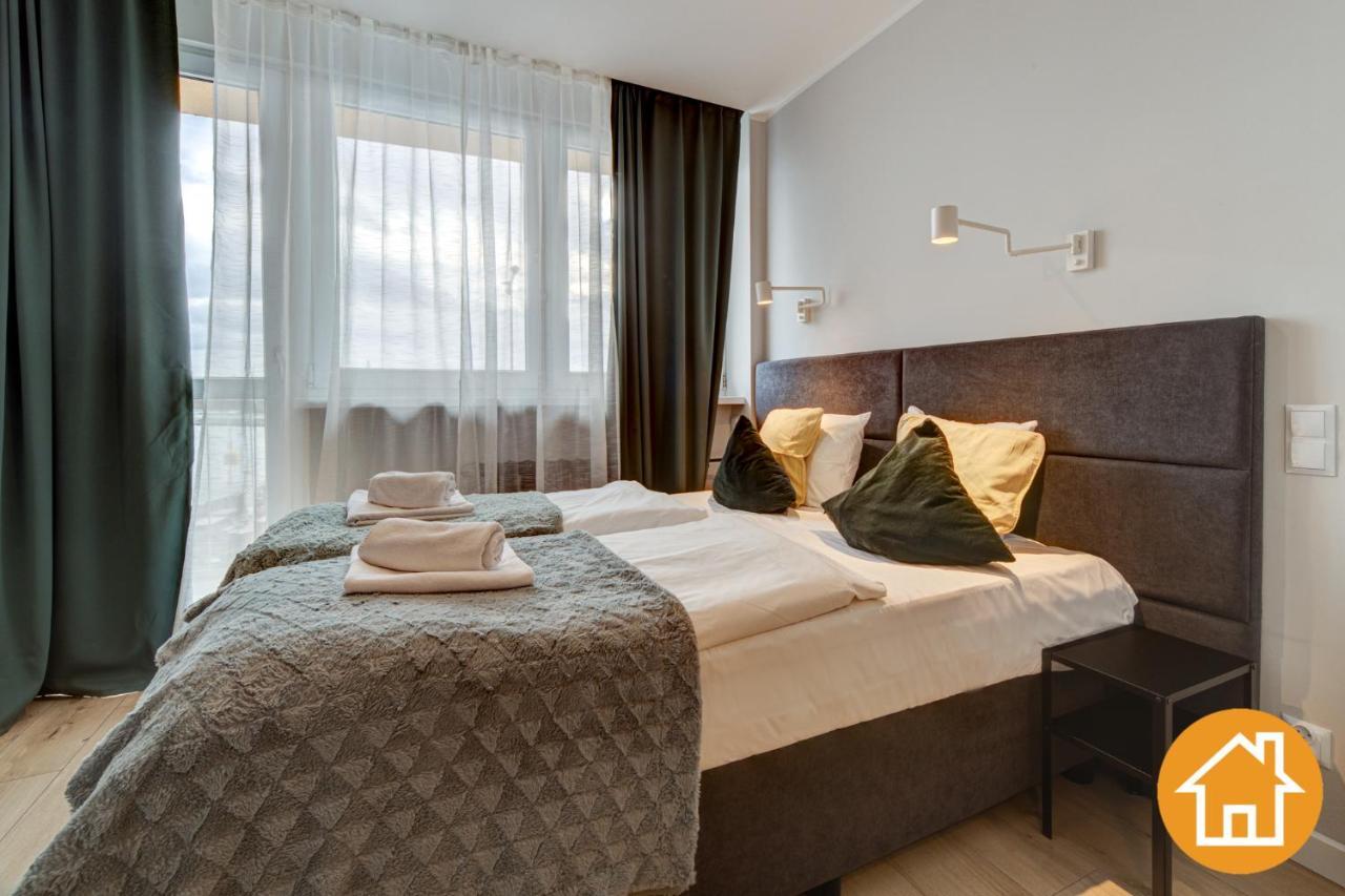 Apartament Z Widokiem Na Port - Visitopl Swinoujscie Luaran gambar