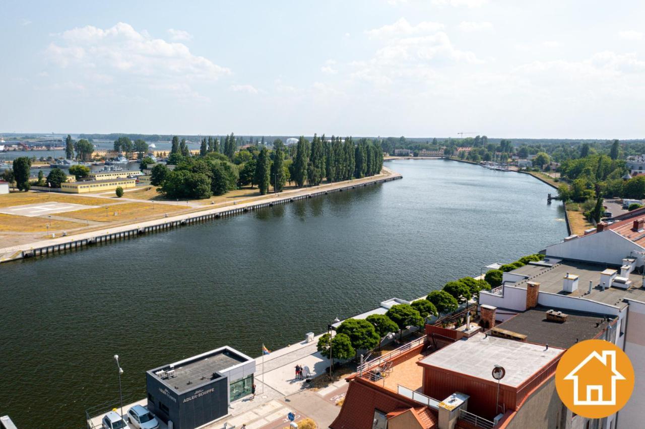 Apartament Z Widokiem Na Port - Visitopl Swinoujscie Luaran gambar
