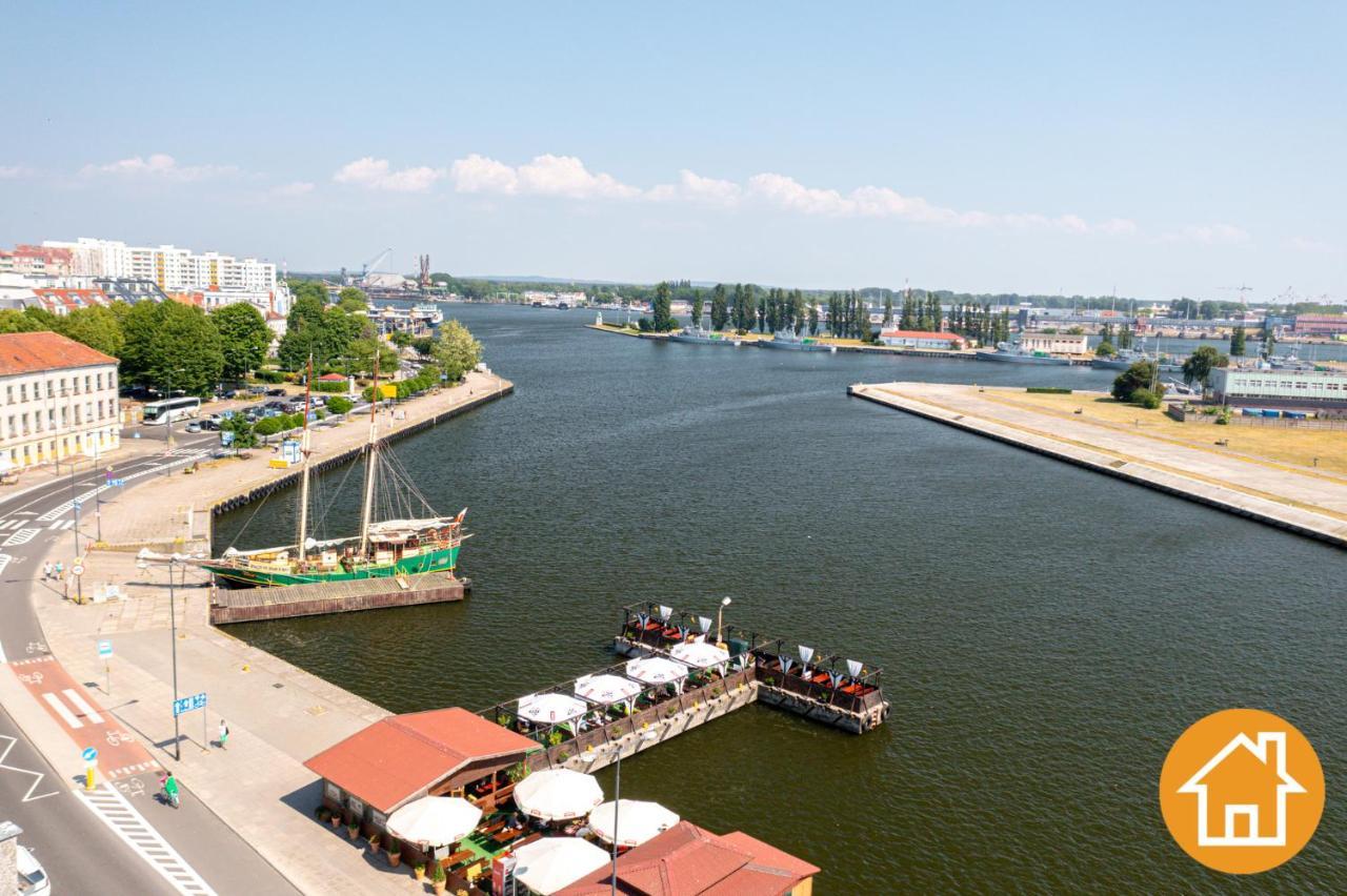 Apartament Z Widokiem Na Port - Visitopl Swinoujscie Luaran gambar