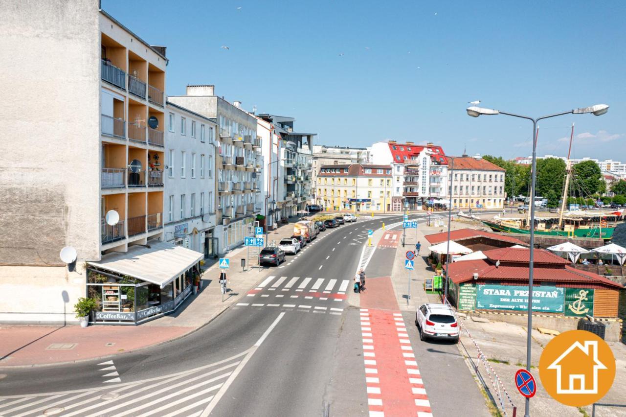 Apartament Z Widokiem Na Port - Visitopl Swinoujscie Luaran gambar